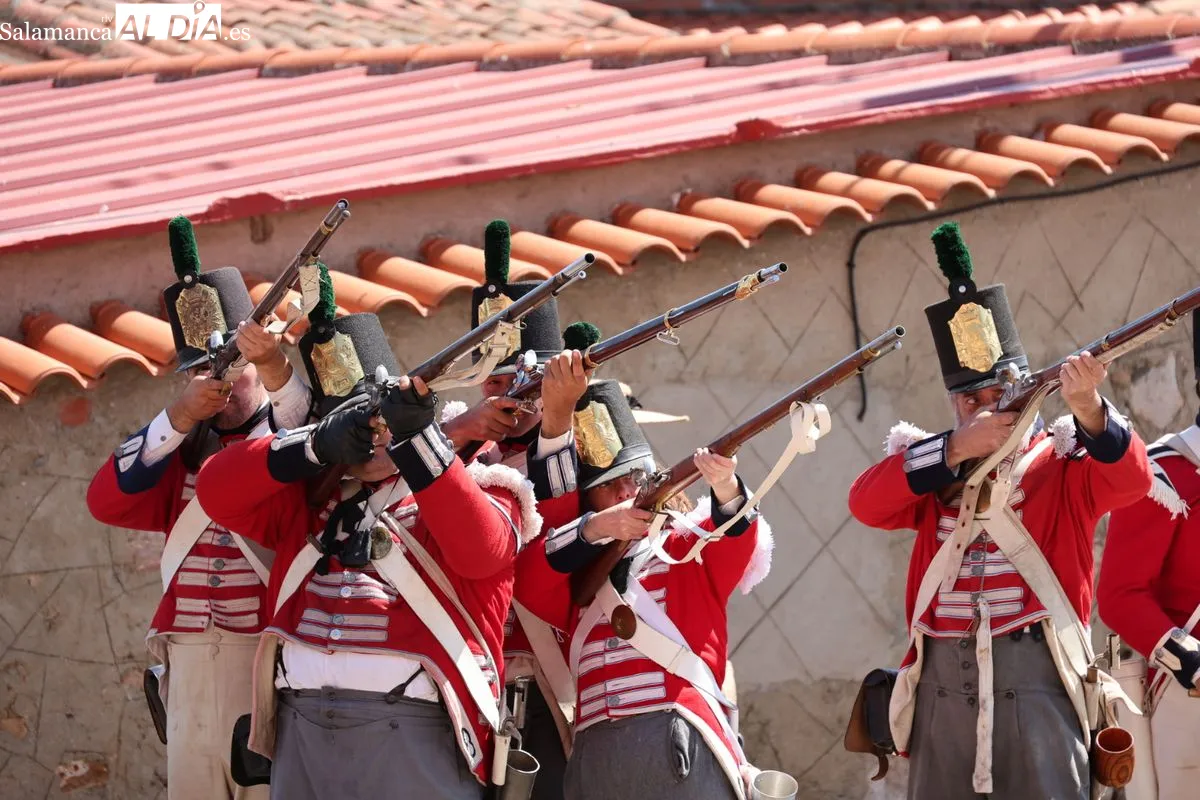 Emotivo tributo en Arapiles a los caídos en la histórica batalla | Fotos: David Sañudo