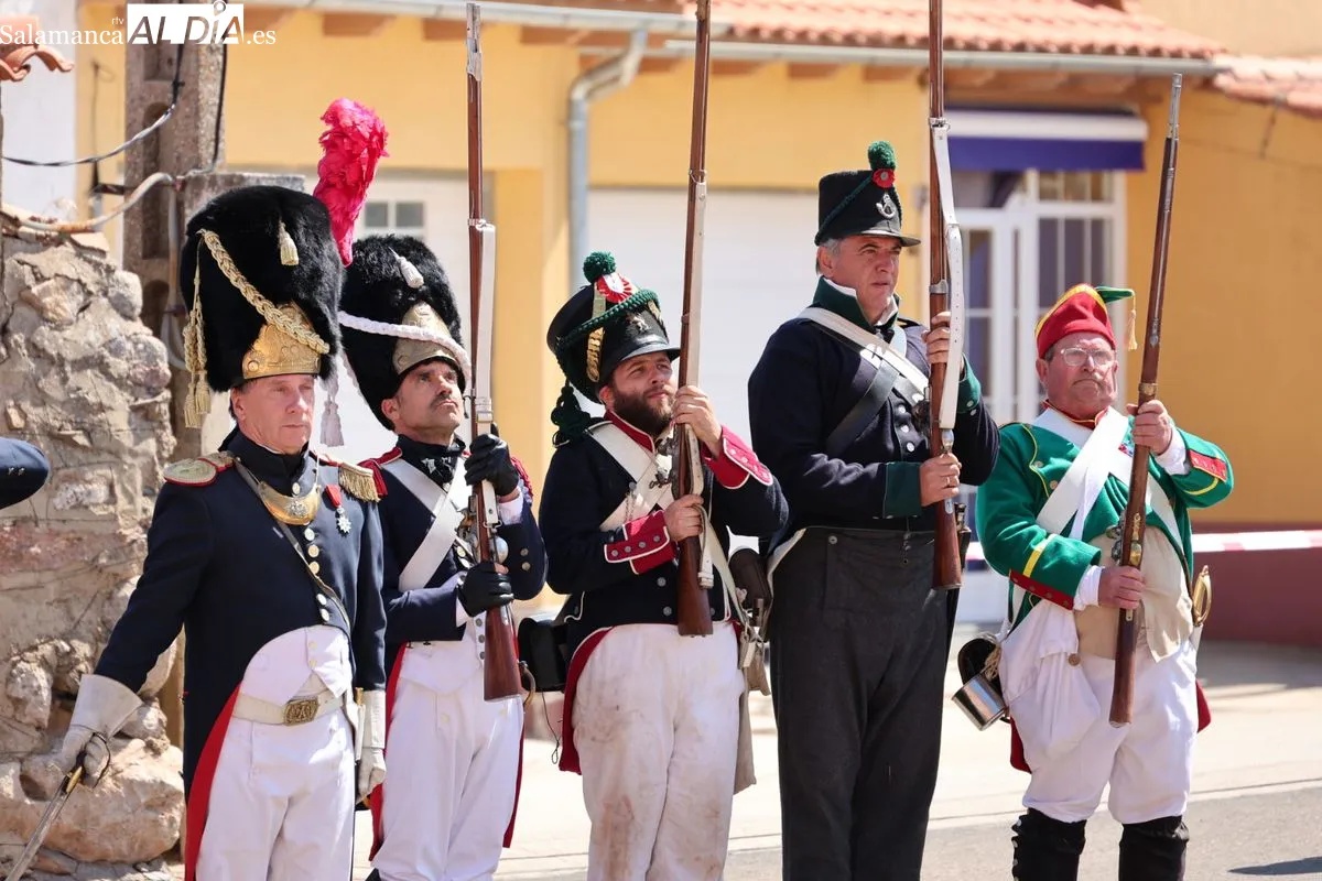 Emotivo tributo en Arapiles a los caídos en la histórica batalla | Fotos: David Sañudo