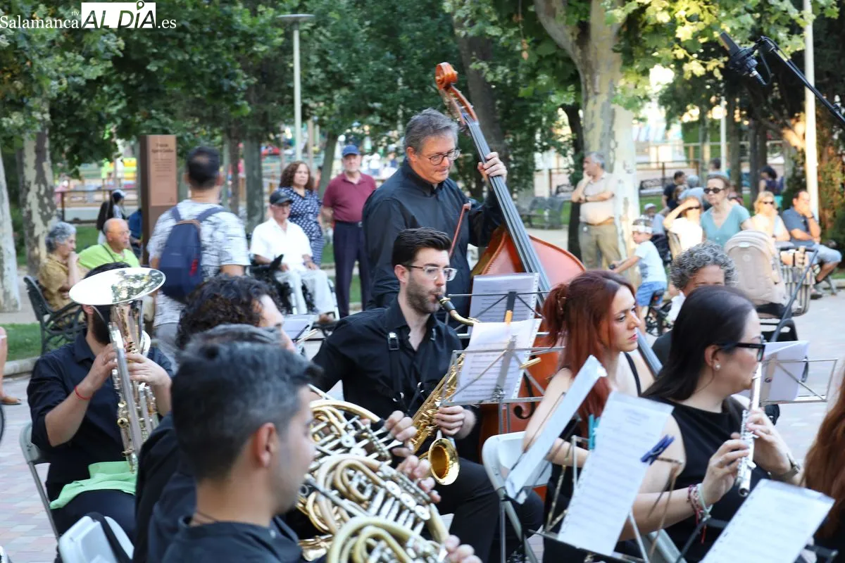 Concierto de la Banda Municipal de Música de Salamanca en La Alamedilla. Fotos: Miguel González