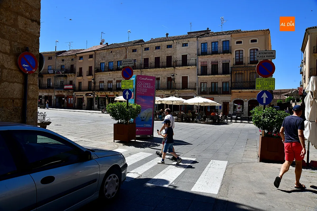 La Plaza Mayor de Ciudad Rodrigo se prepara para época estival