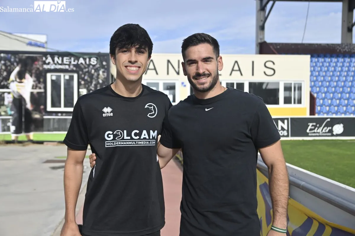 Primer día reconocimientos de los futbolistas de Unionistas en las instalaciones del Reina Sofía