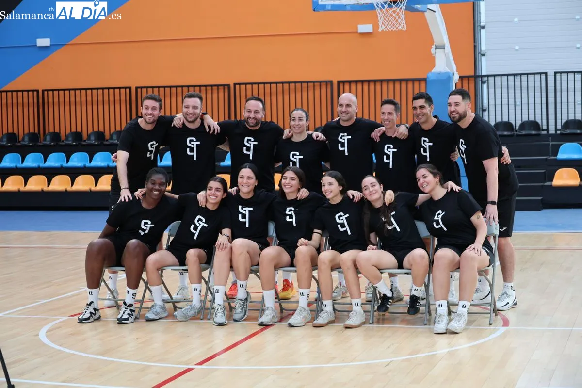 El campus de baloncesto de Silvia Domínguez y Tomás Bellas echa el cierre por todo lo alto en Würzburg | FOTOS: David Sañudo 