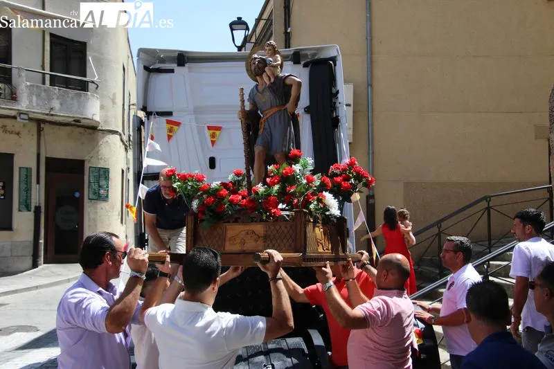 Foto 2 - El rugido de motores rinde tributo a San Crist&oacute;bal