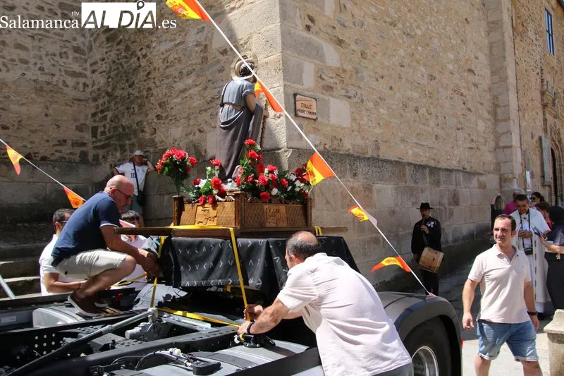 Foto 5 - El rugido de motores rinde tributo a San Crist&oacute;bal