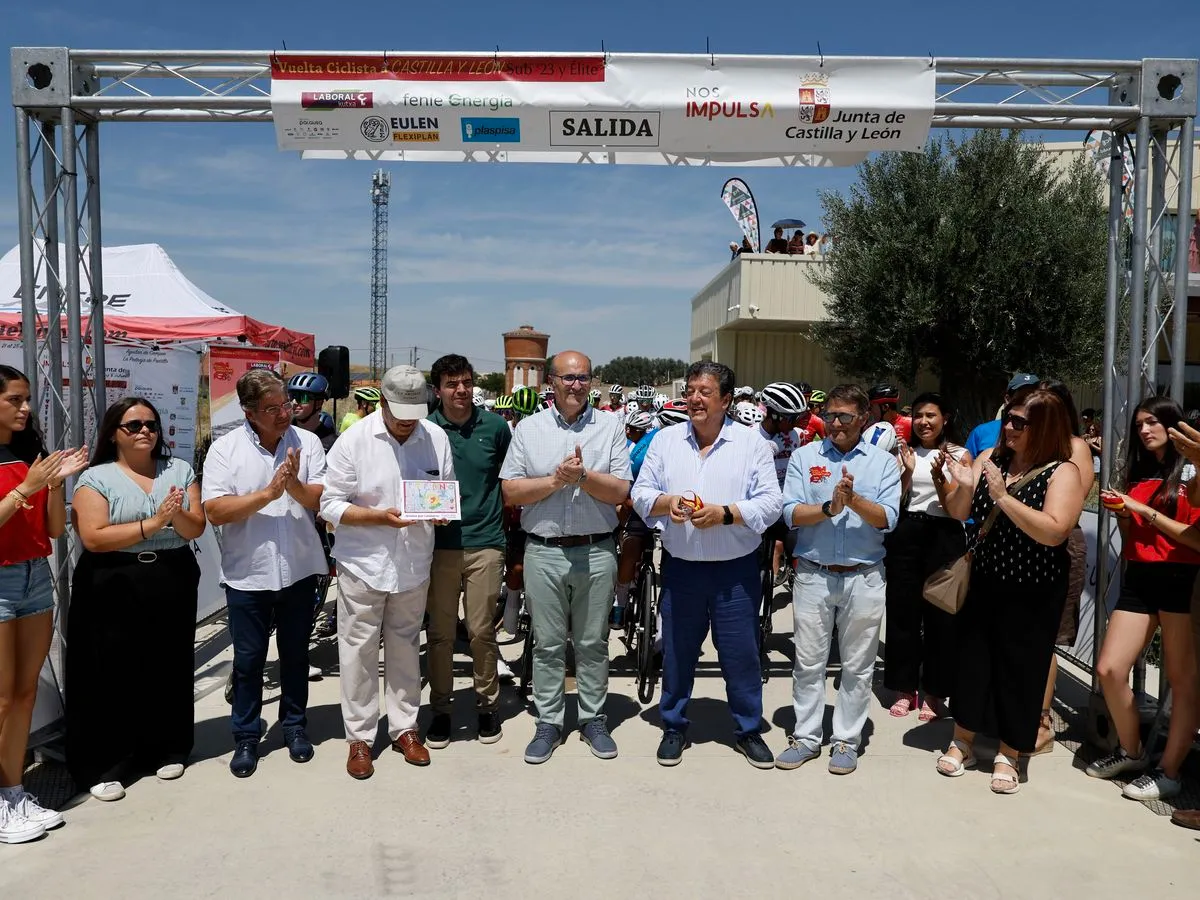 Segunda etapa de la Vuelta a Castilla y León con meta en Cuellar (Segovia). Foto Alberto Guervós