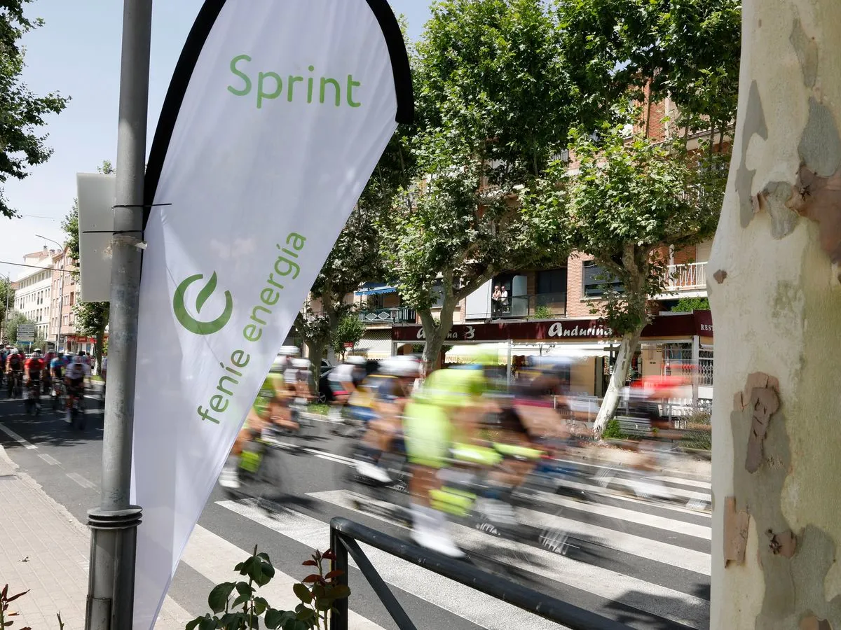 Segunda etapa de la Vuelta a Castilla y León con meta en Cuellar (Segovia). Foto Alberto Guervós