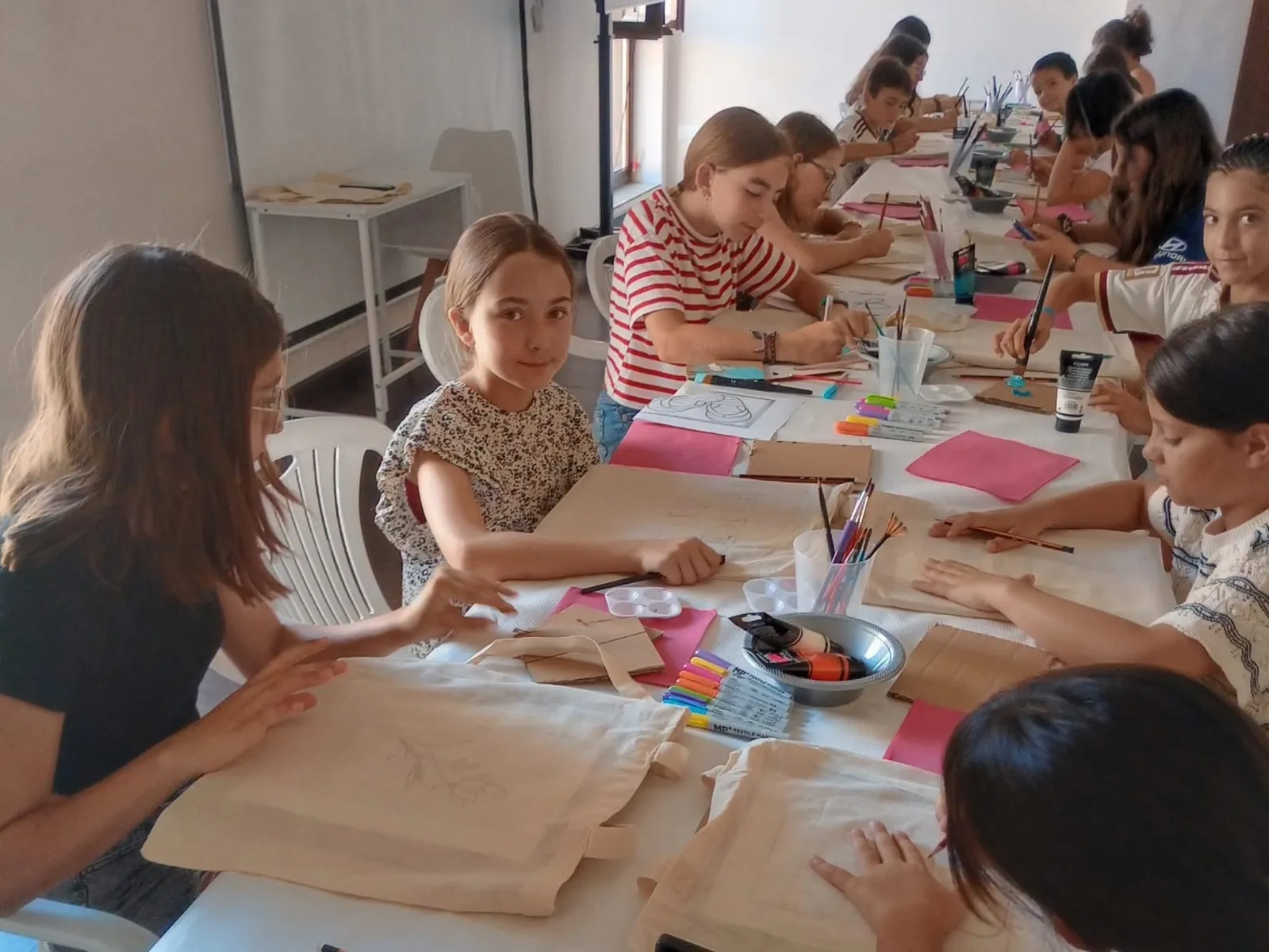 Talleres de verano para jóvenes en el Centro La Parada