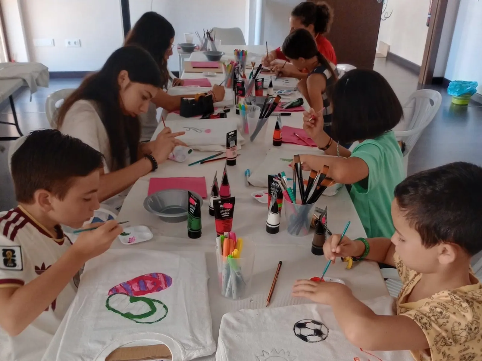 Talleres de verano para jóvenes en el Centro La Parada