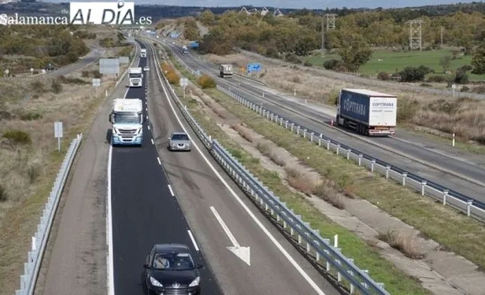 Foto 2 - Bonificaciones del 60 % en peajes en CyL y ayudas de hasta 900 euros para obtener el carn&eacute; de conducir