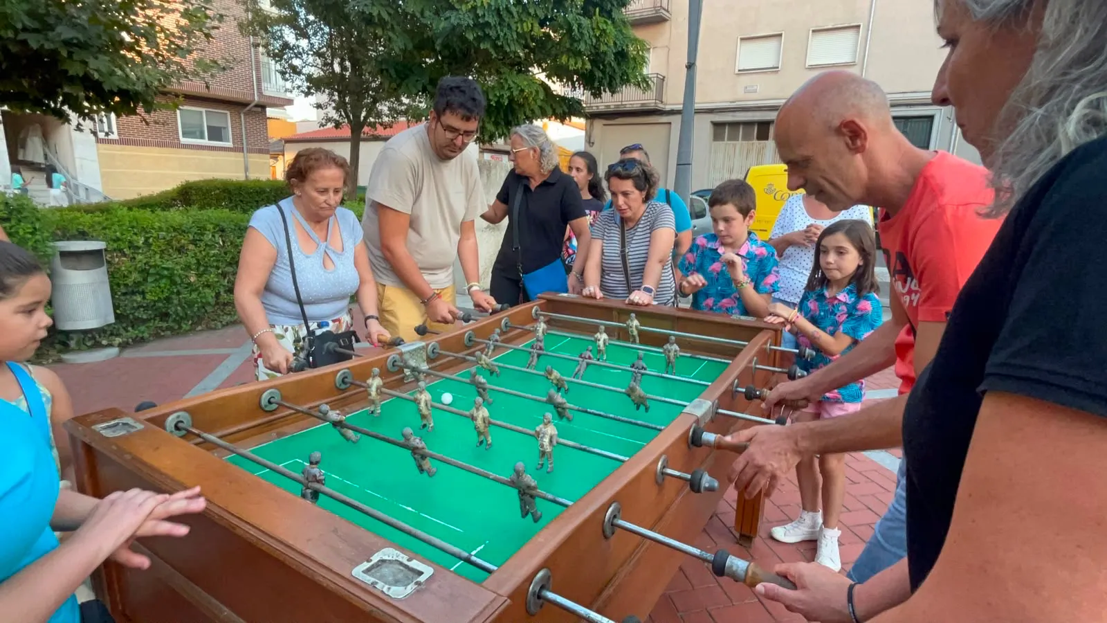 Foto 7 - M&aacute;s de 150 partidas y mucha solidaridad en el Campeonato Solidario de Futbol&iacute;n de la Pe&ntilde;a Los Flamencos