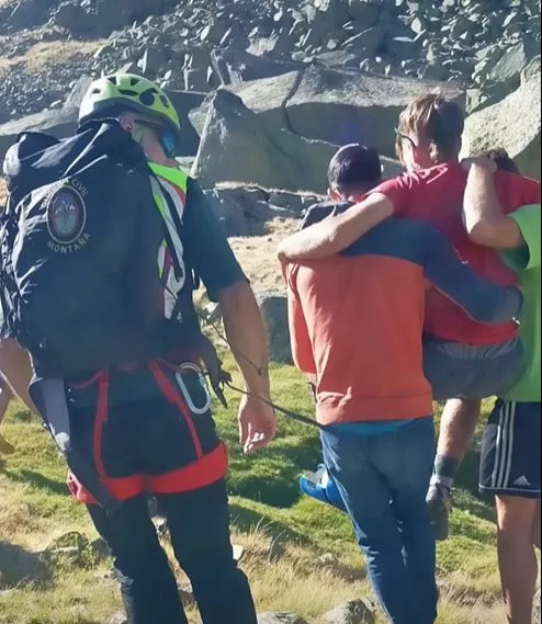 Foto 2 - Rescatado en helic&oacute;ptero un escalador tras sufrir una ca&iacute;da en Hoyamoros