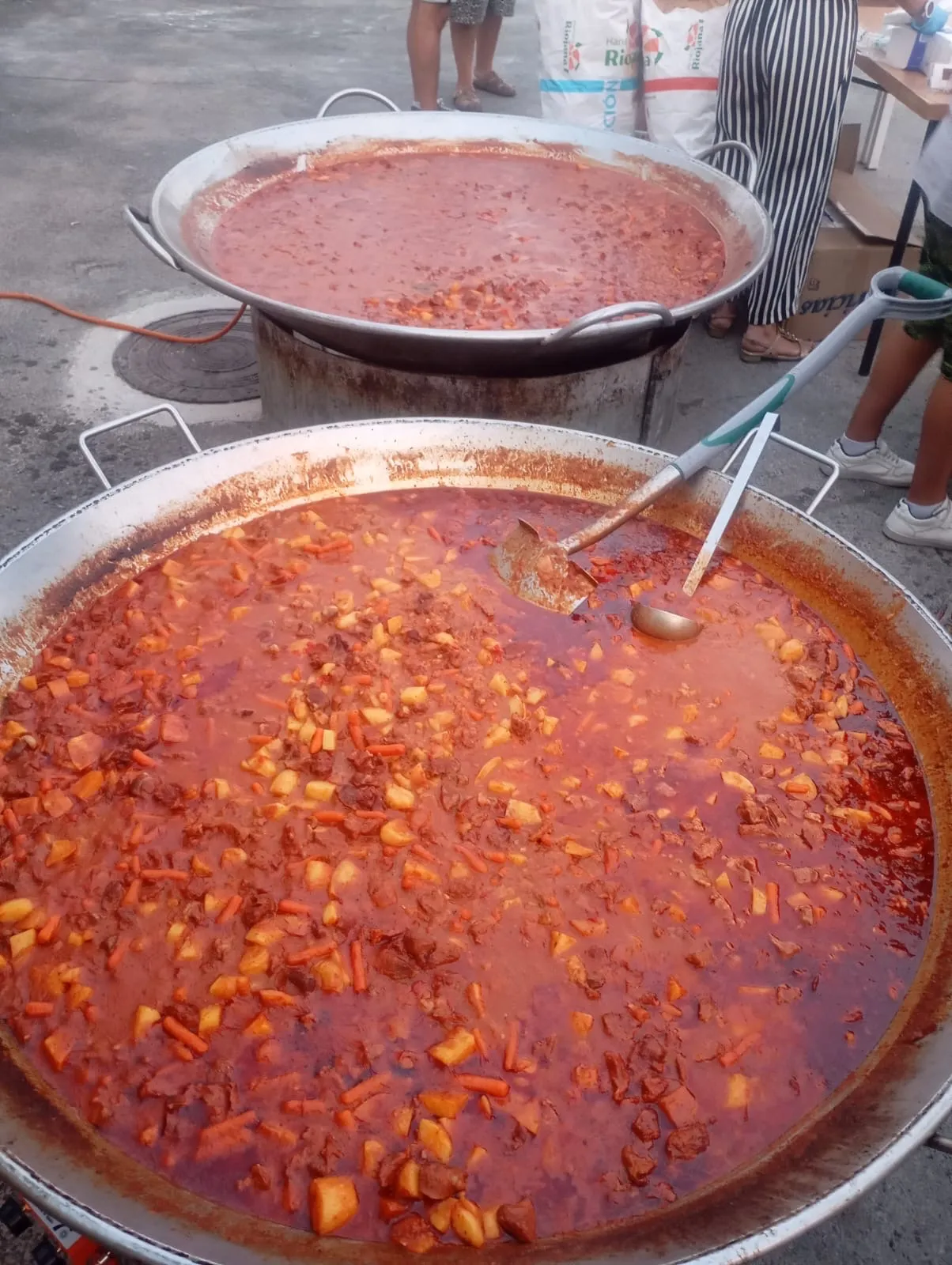 Foto 6 - Catering Gabriel pone sabor y gastronom&iacute;a en El Campo de Pe&ntilde;aranda con una deliciosa caldereta