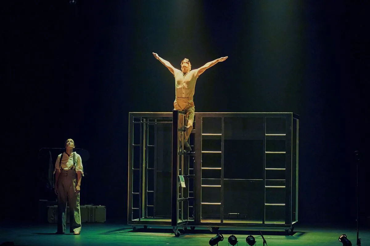 Foto 6 - V&Iacute;DEO y FOTOS | La obra salmantina 'LEO' llega a la Feria de Teatro de Castilla y Le&oacute;n