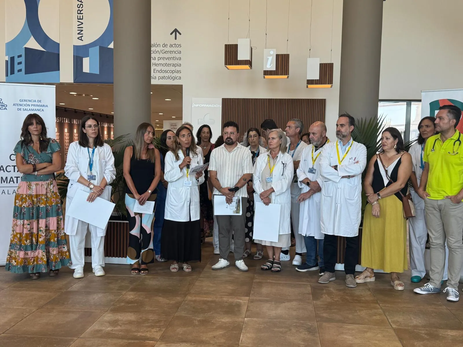 Foto 2 - Cerca de un centenar de im&aacute;genes visibilizan la lactancia materna en el Hospital de Salamanca