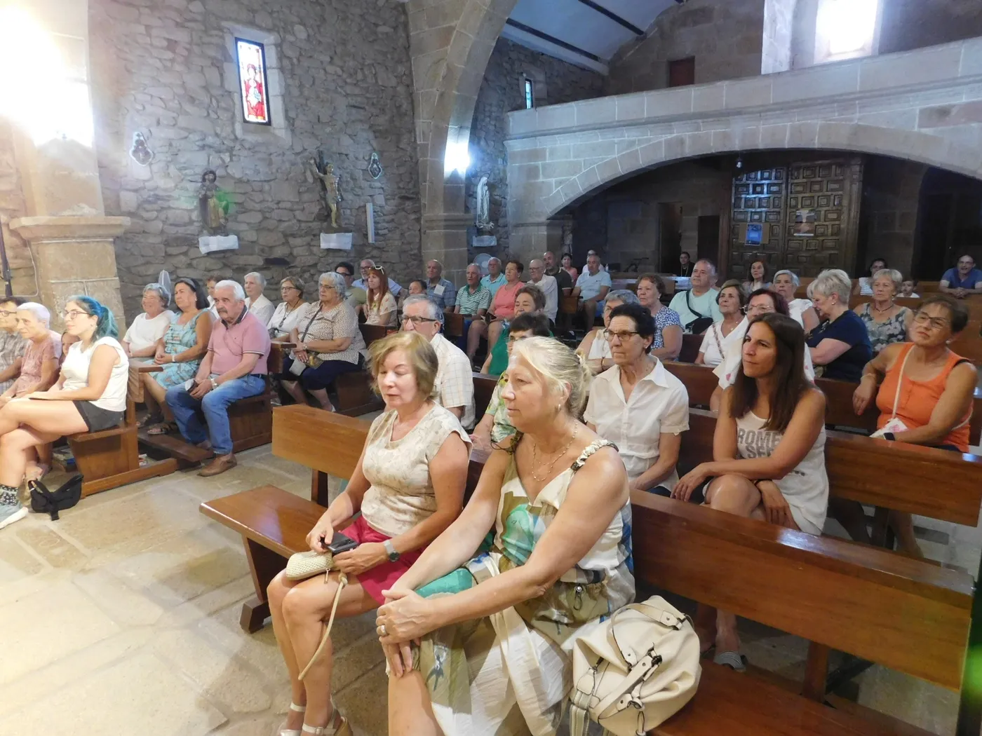 Representación en la iglesia de Bermellar de la obra 'Juan, el espíritu del amor'