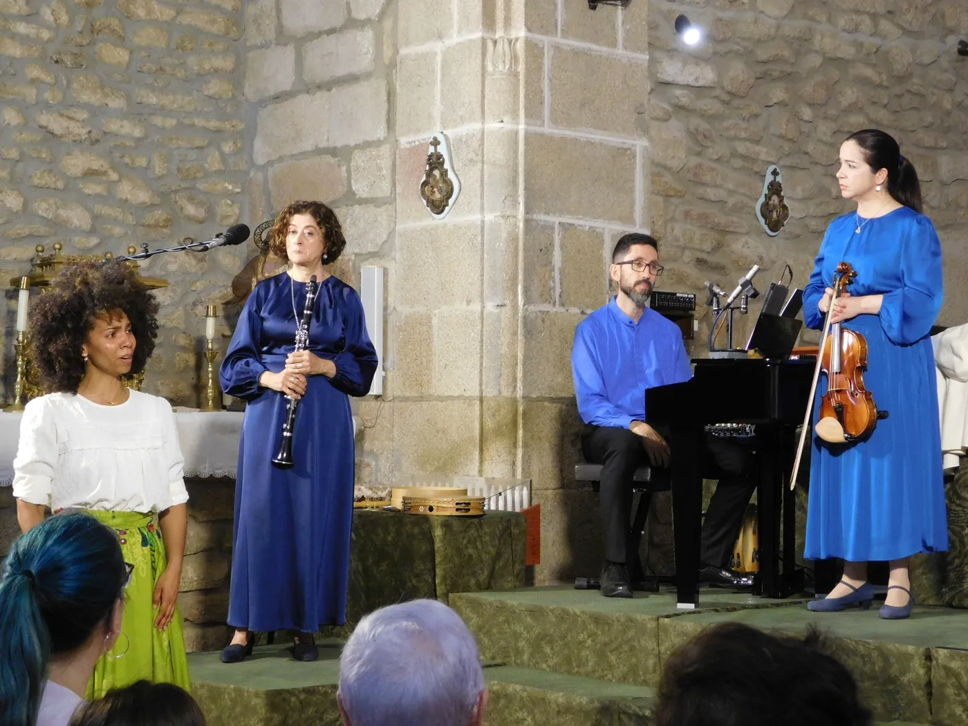 Representación en la iglesia de Bermellar de la obra 'Juan, el espíritu del amor'