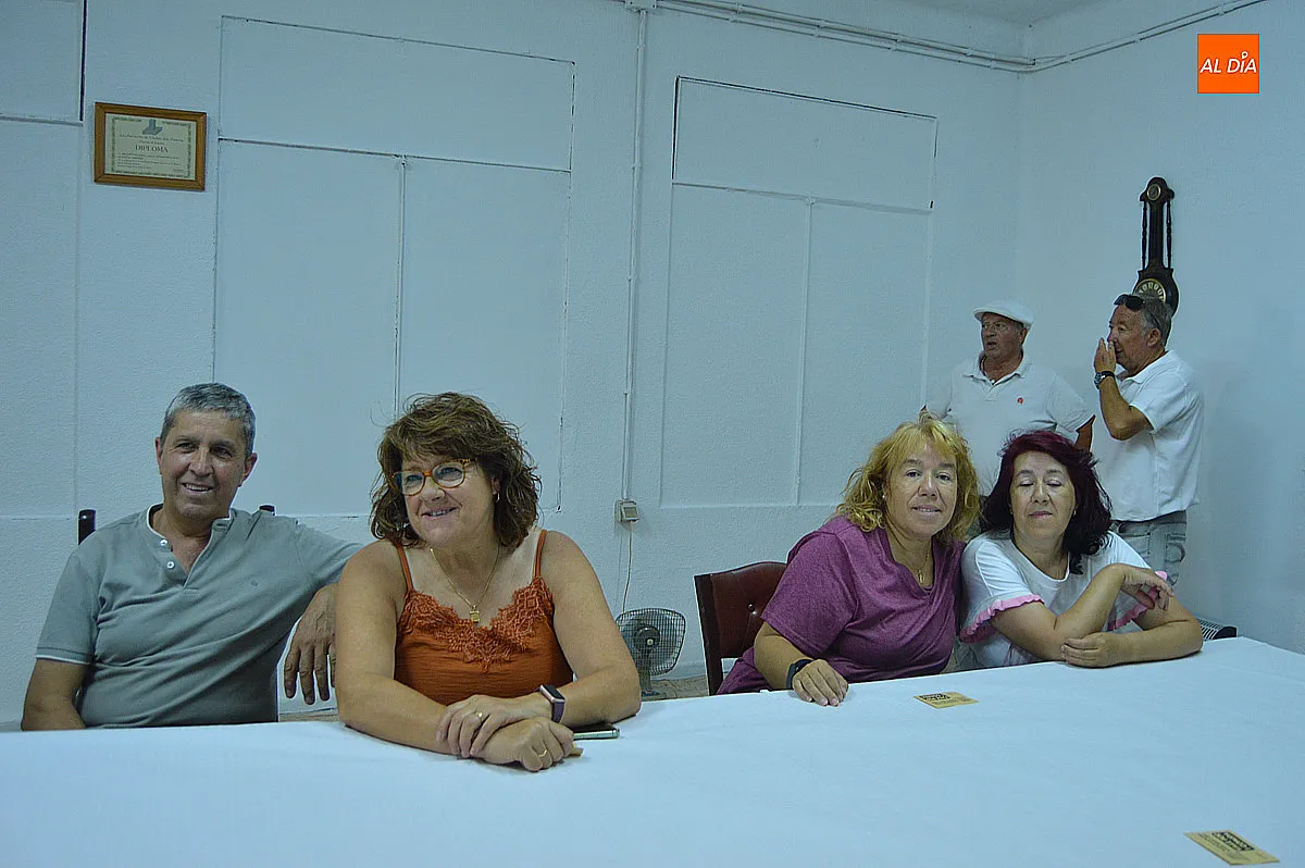 Comida de convivencia de la Asociación de Vecinos de la Avenida España y Báez 