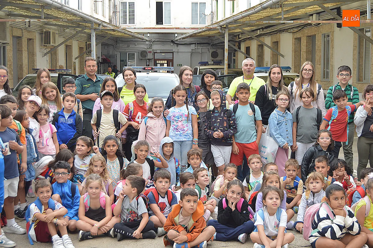 Foto 7 - Los ni&ntilde;os y ni&ntilde;as de Conciliamos conocen de cerca el trabajo de la Guardia Civil en Ciudad Rodrigo