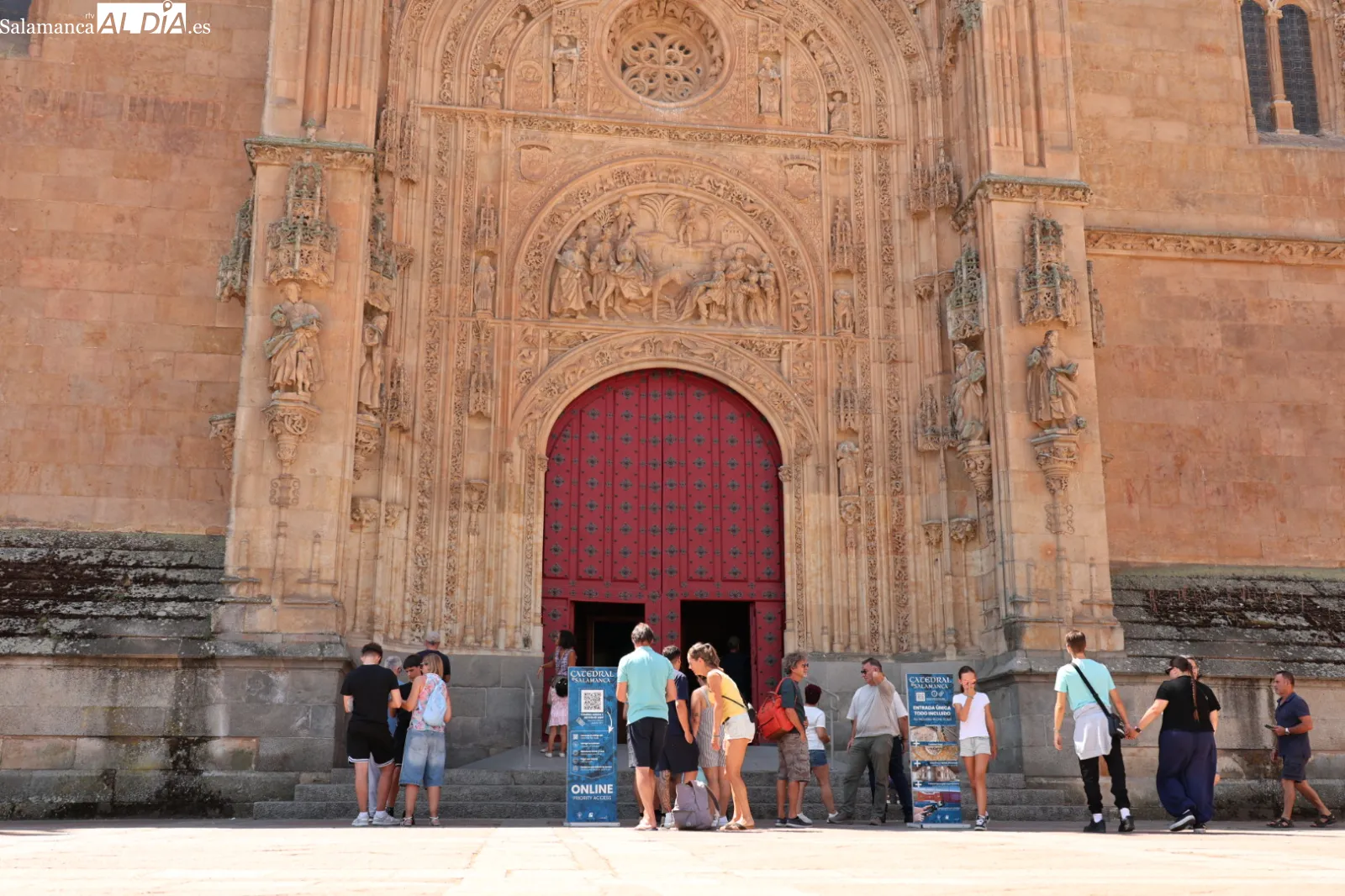 Ambiente en el centro de Salamanca este domingo. Fotos: David Sañudo 