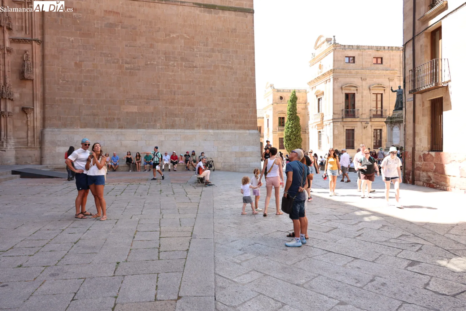 Ambiente en el centro de Salamanca este domingo. Fotos: David Sañudo 