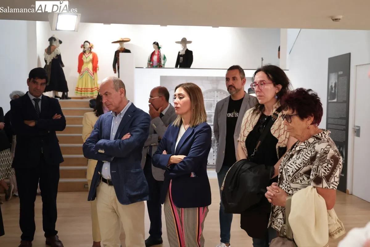 El Palacio de Garcigrande acoge dos exposiciones de folclore e instrumentos tradicionales | FOTOS: David Sañudo 