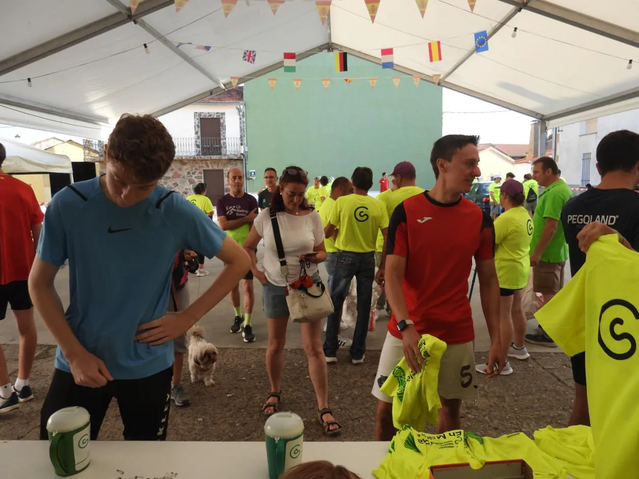Foto 7 - Adri&aacute;n Moro y Ver&oacute;nica S&aacute;nchez se coronan en la V Carrera Popular de Morasverdes