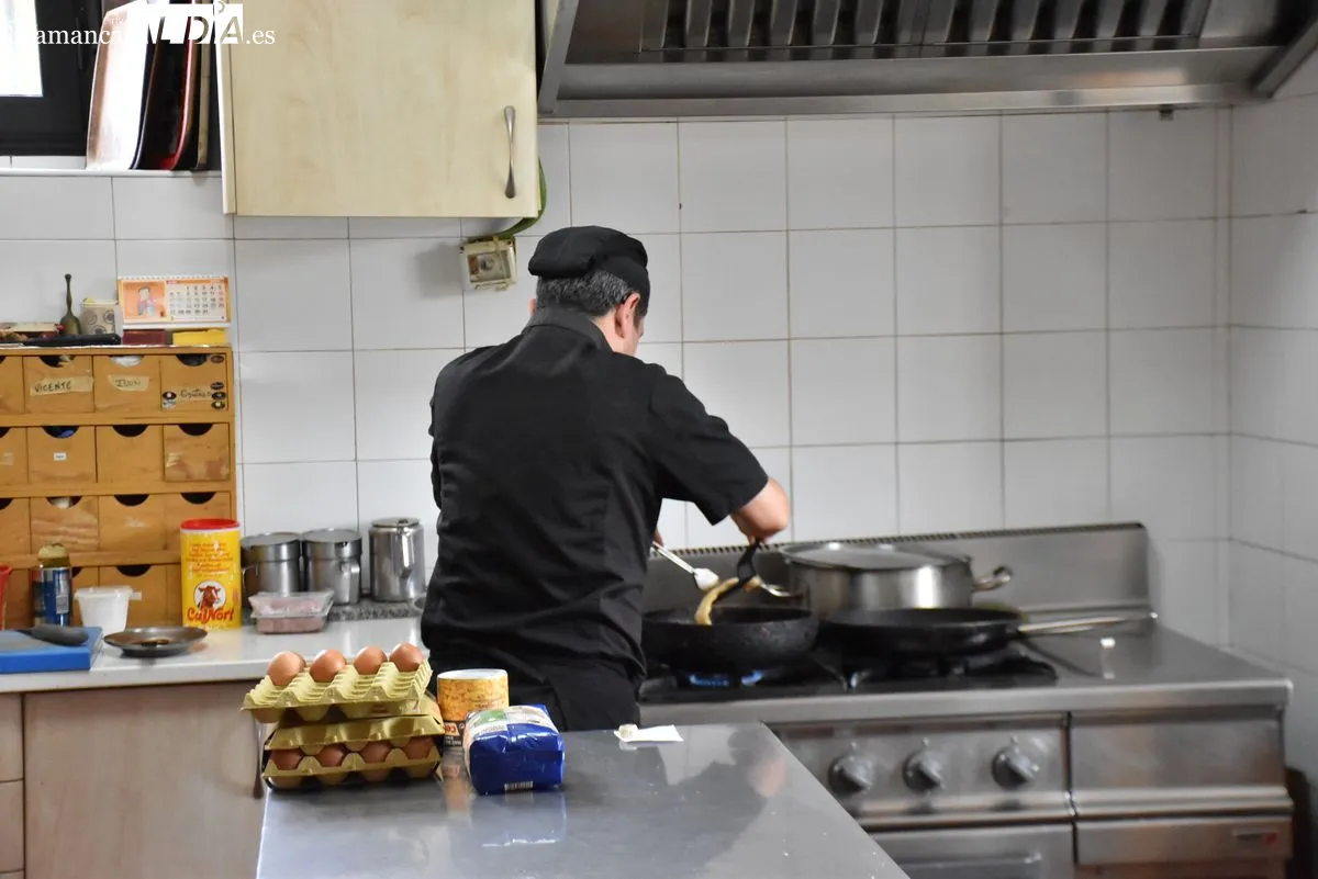 Casa Samuel: el hogar que abraza a los enfermos más vulnerables en Salamanca | FOTOS: Miguel González 