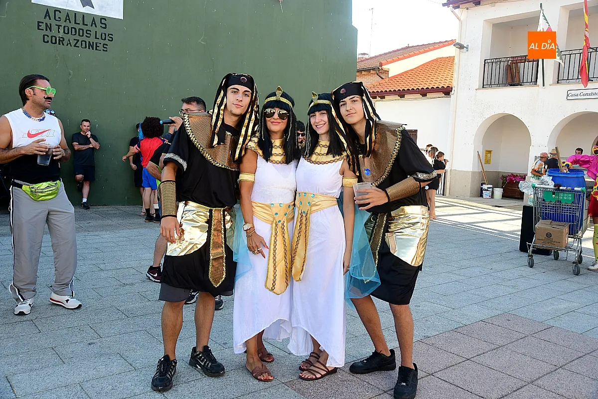 Pregón y disfraces fiestas Agallas