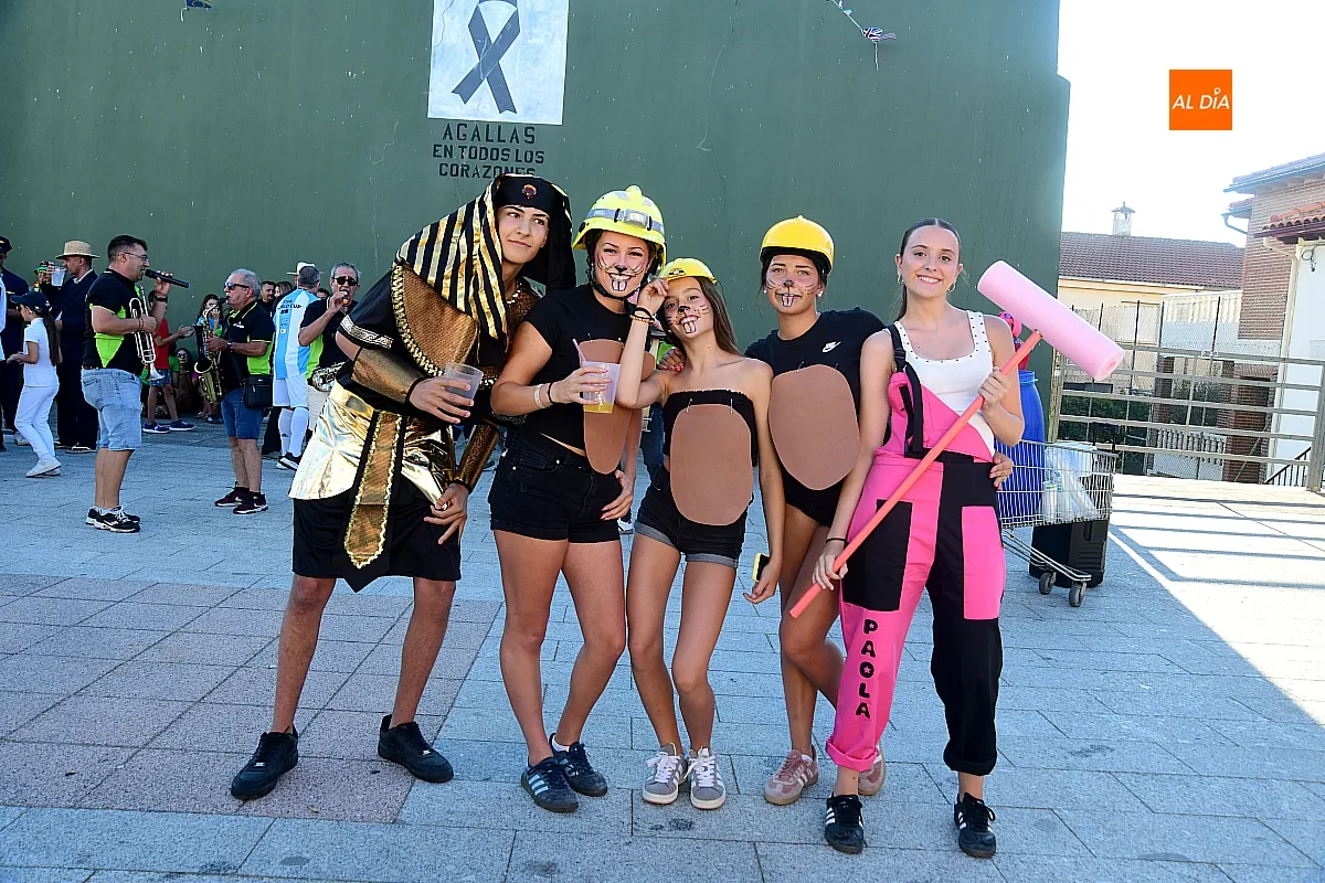 Pregón y disfraces fiestas Agallas