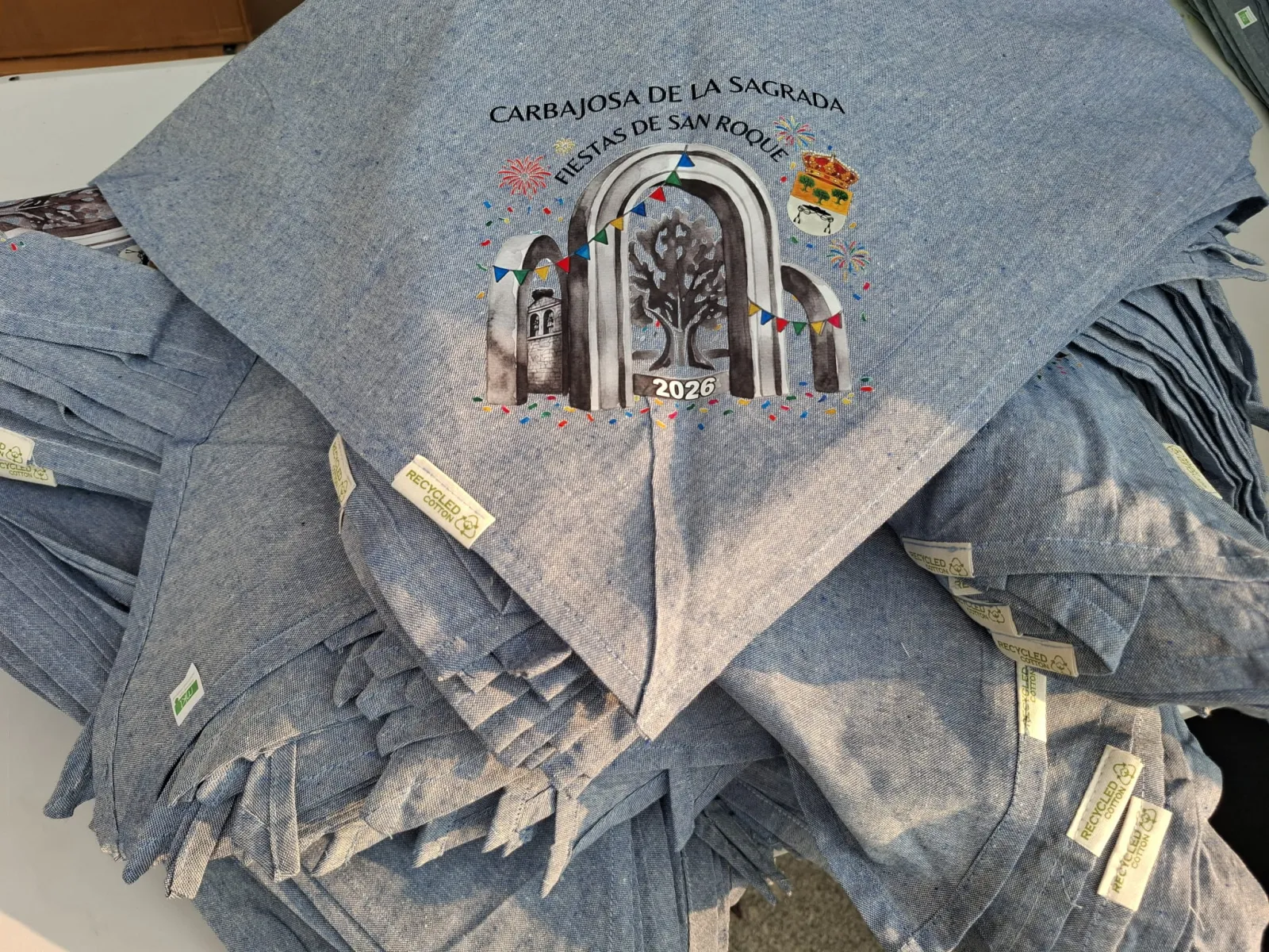 Foto 4 - Carbajosa arranca las fiestas con un homenaje al deporte y el tradicional chupinazo