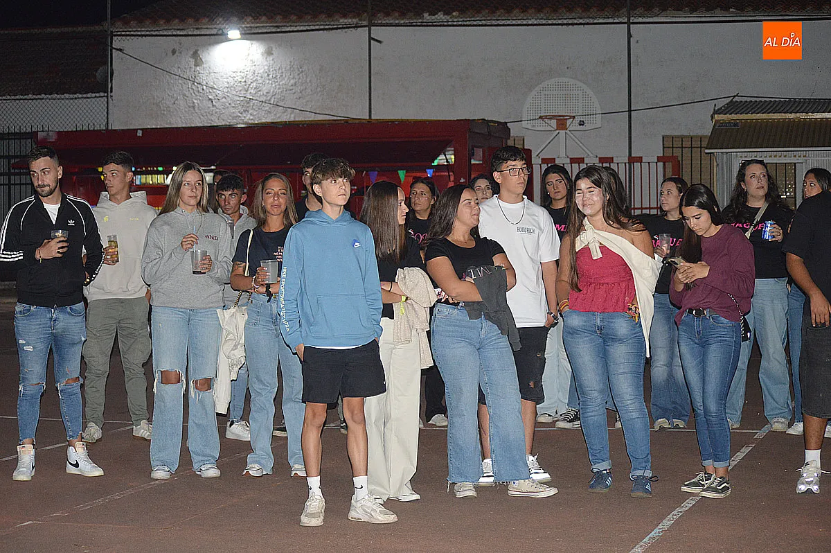 Foto 10 - Un emotivo preg&oacute;n de Francisco P&eacute;rez Fonseca da la bienvenida oficial a las fiestas de San Ceferino en Tenebr&oacute;n 