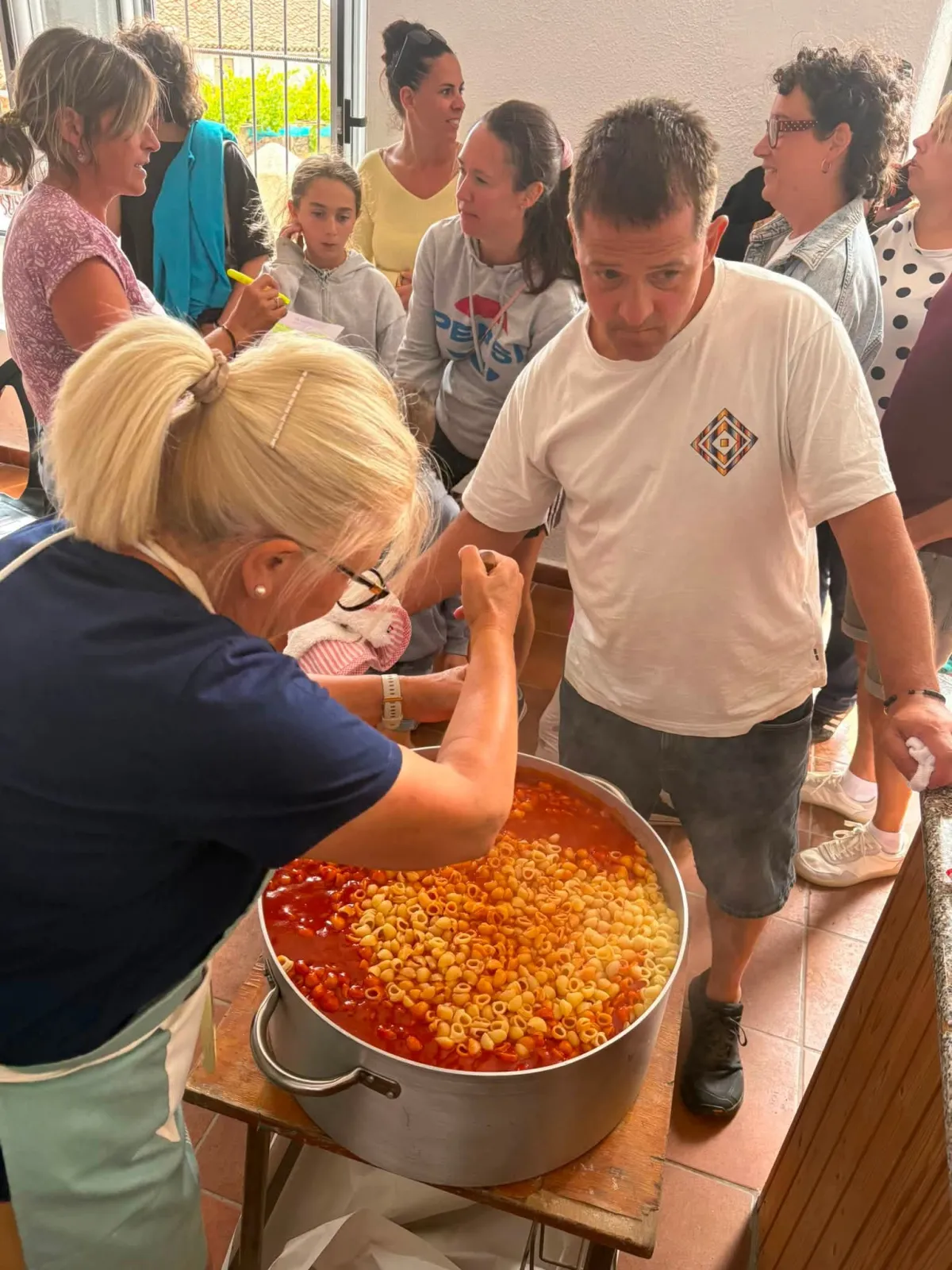 Foto 5 - Villar de Ciervo inicia sus fiestas entre tradici&oacute;n, deporte y mucha convivencia vecinal
