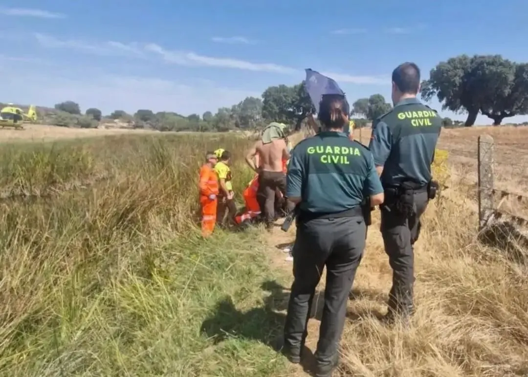 Foto 2 - Fallece un hombre de 70 a&ntilde;os tras desvanecerse mientras pescaba en Garcirrey