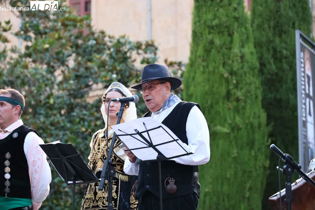 La plaza de Anaya se rinde a los sones y bailes tradicionales del folclore charro | Fotos: David Sañudo