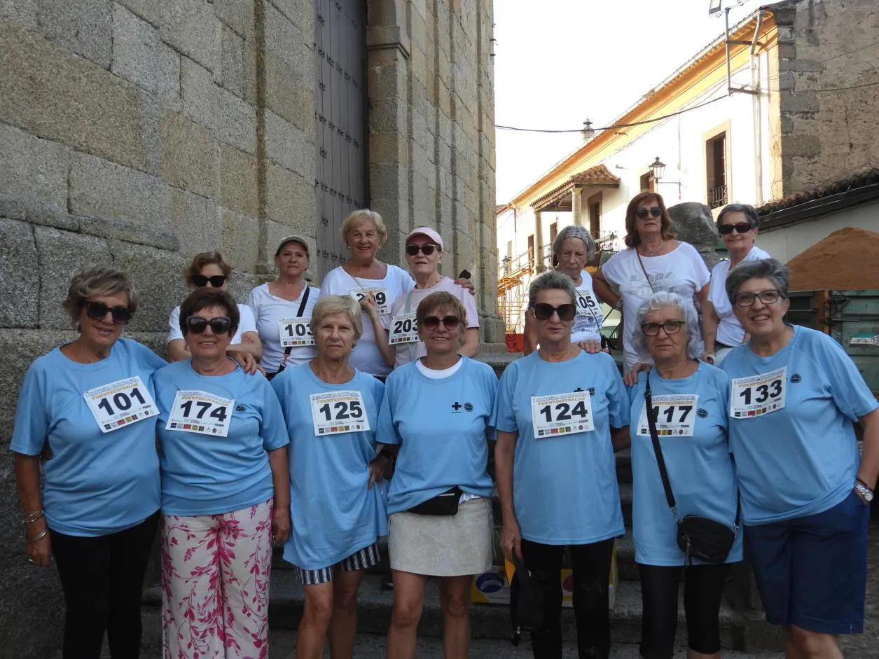 Foto 5 - Fuenteguinaldo se vuelca con su primera carrera solidaria de verano y su tejido asociativo