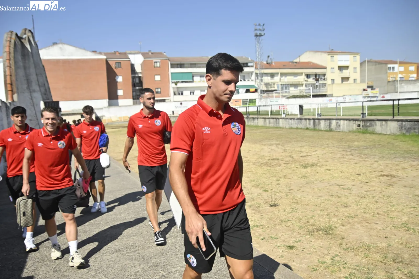 Foto 11 - FOTOS | El Salamanca UDS cae en Ciudad Rodrigo en el estreno de Muniain (1-0)