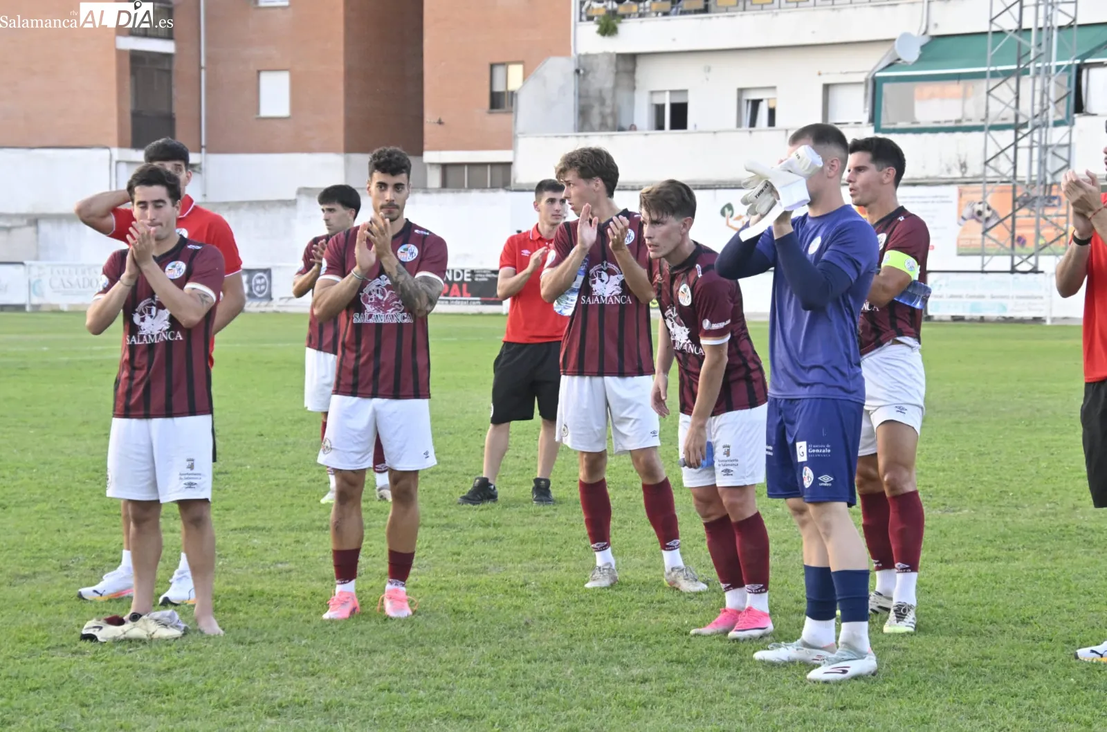 Foto 2 - FOTOS | El Salamanca UDS cae en Ciudad Rodrigo en el estreno de Muniain (1-0)