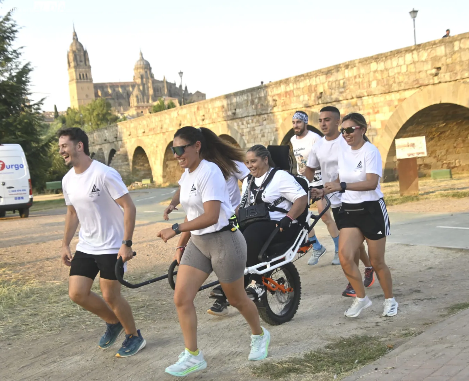Foto 11 - FOTOS | Salamanca muestra su cara m&aacute;s solidaria con el proyecto 'Desaf&iacute;o Inmortales' gracias a la historia de superaci&oacute;n de Efr&eacute;n