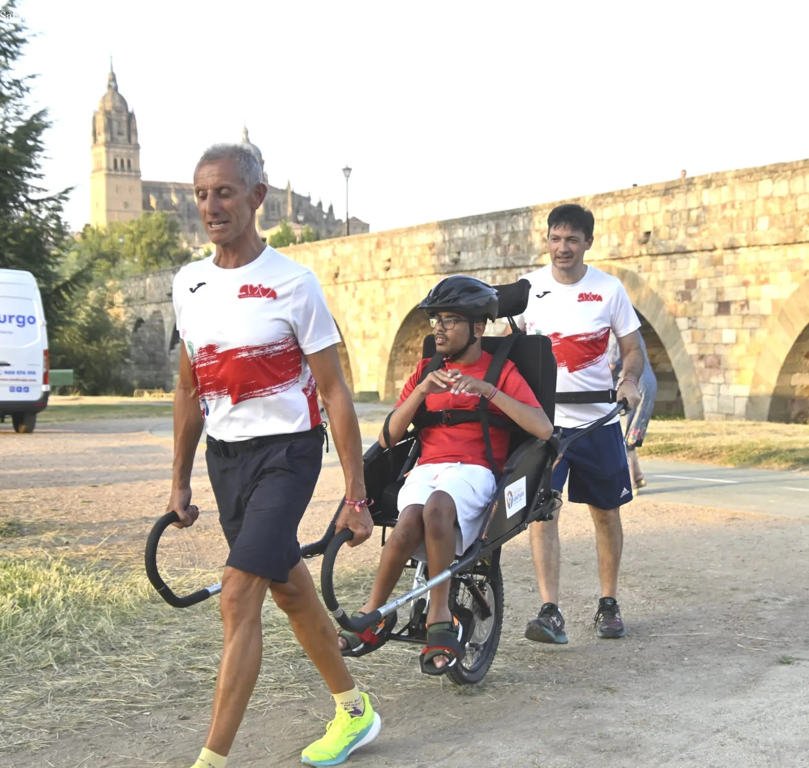 Foto 7 - FOTOS | Salamanca muestra su cara m&aacute;s solidaria con el proyecto 'Desaf&iacute;o Inmortales' gracias a la historia de superaci&oacute;n de Efr&eacute;n
