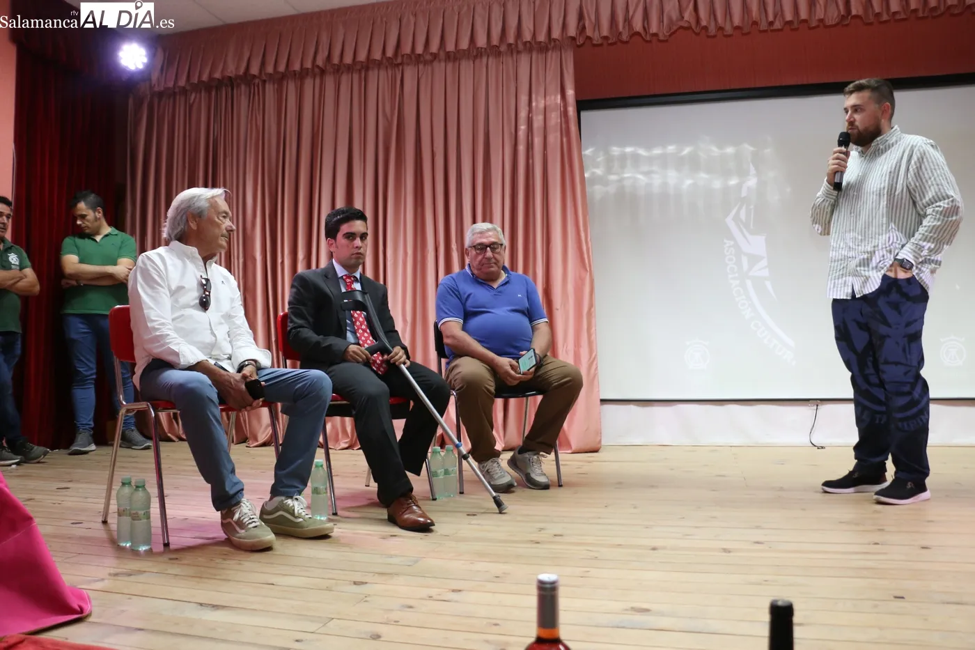 Acto de presentación de los festejos taurinos de Aldeadávila  2026 / CORRAL 