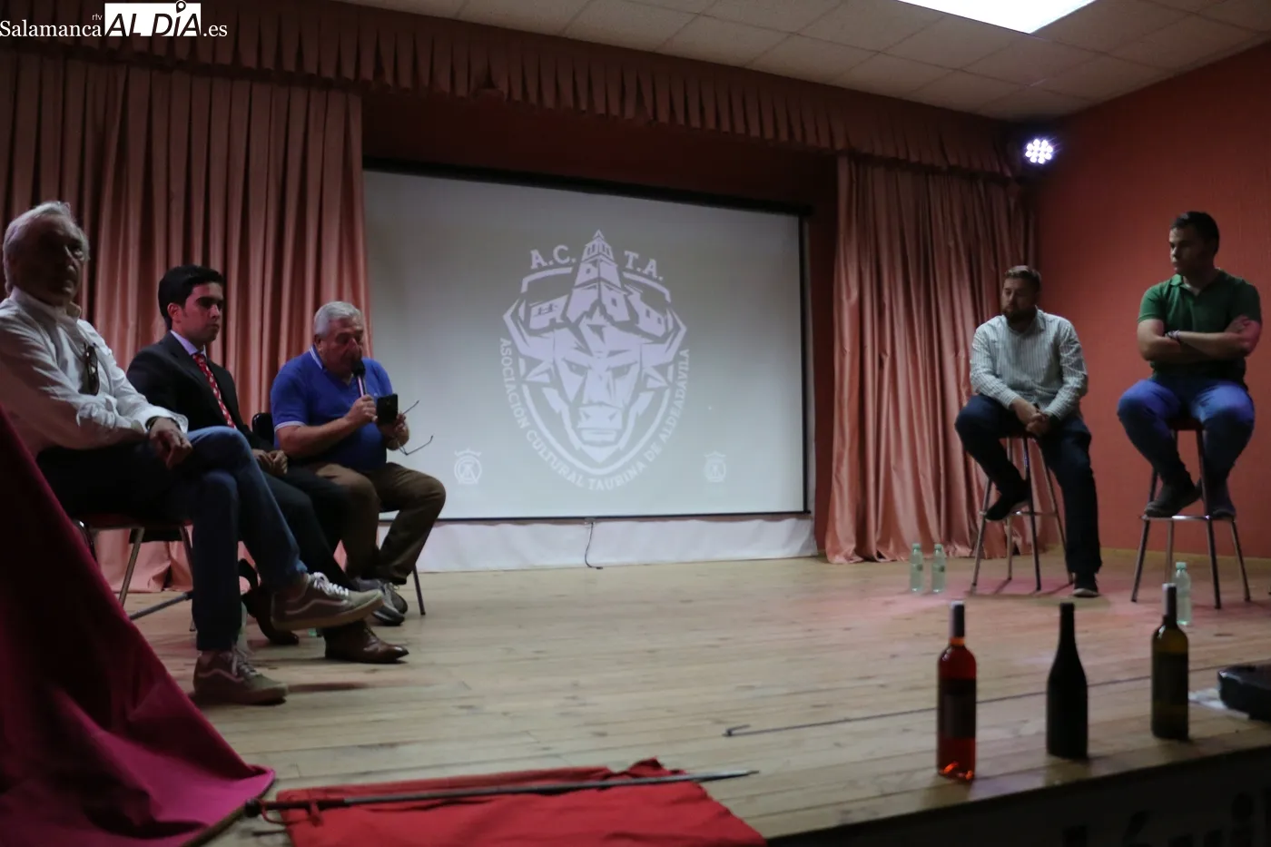 Acto de presentación de los festejos taurinos de Aldeadávila  2026 / CORRAL 