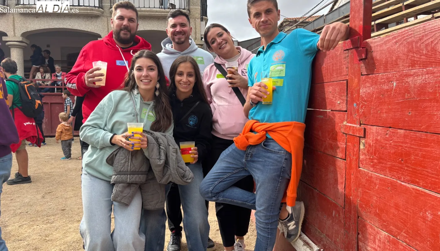 Chupinazo de las fiestas de Villavieja de Yeltes / ARIAS