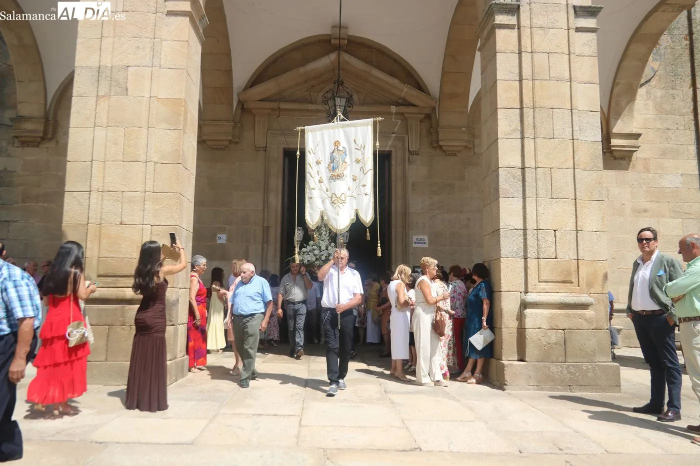 Procesión de la Virgen de La Asunción de Lumbrales / ARIAS