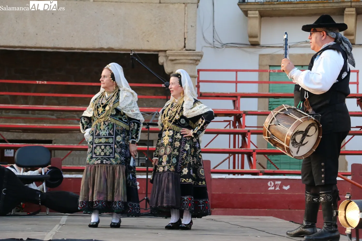 Pasarela Charra en Lumbrales / CORRAL