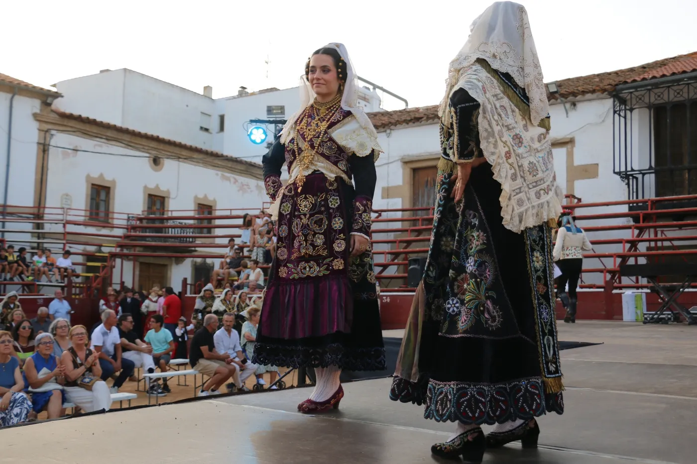 Pasarela Charra en Lumbrales / CORRAL