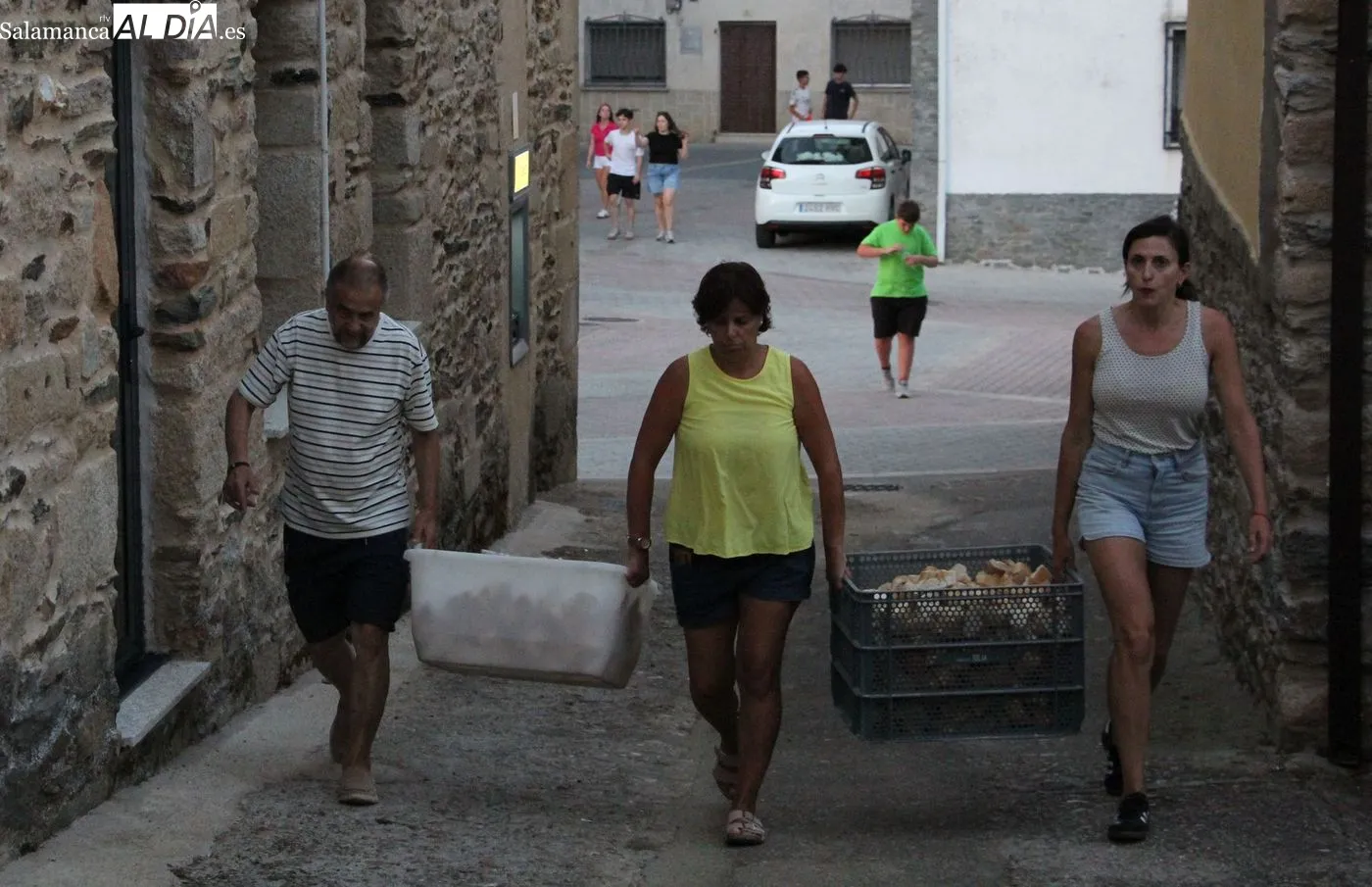 Saucelle celebra sus fiestas de San Lorenzo con una gran pancetada popular