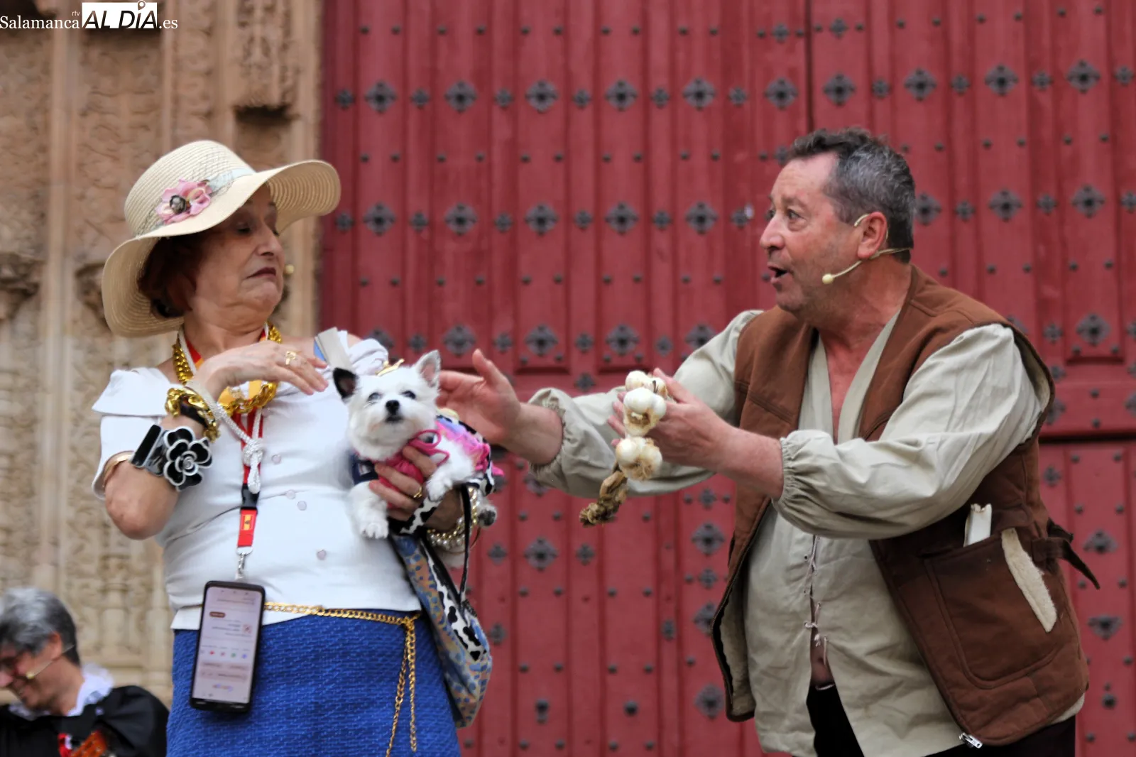 Foto 9 - Komo Teatro actualiza el mensaje de La Escuela de Salamanca a trav&eacute;s del humor y de la literatura con 'Mucho que celebrar, lo que el mundo le debe a Salamanca'