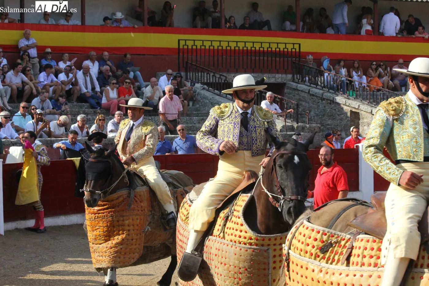 Corrida de toros mixta en Vitigudino / CORRAL