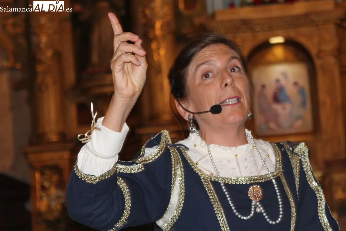 La historia del monasterio del Zarzoso contada de forma teatral por la investigadora Charo García de Arriba
