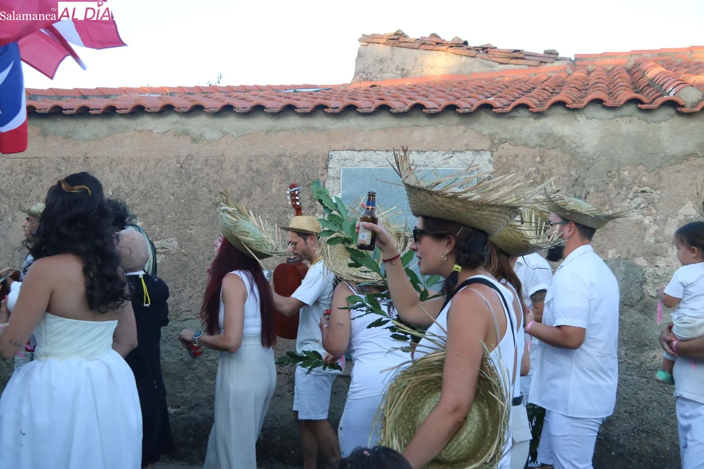 Desfile de carrozas y disfraces de Cipérez / ARIAS